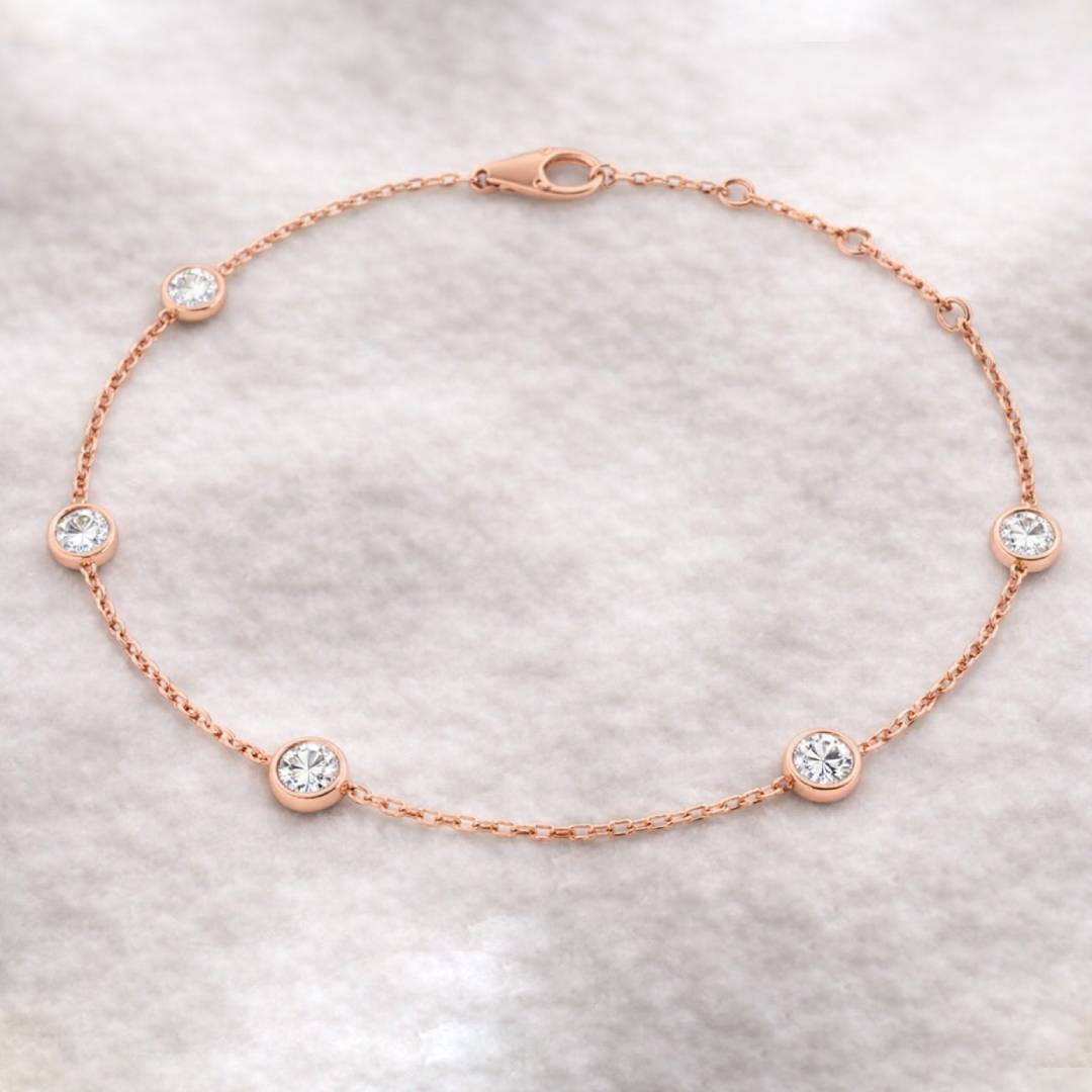 צמיד יהלומים עדין ומינימליסטי בעיצוב קלאסי 0.50 קראט שיבוץ Bezel זהב ורוד