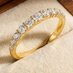 Gold ring with diamonds 